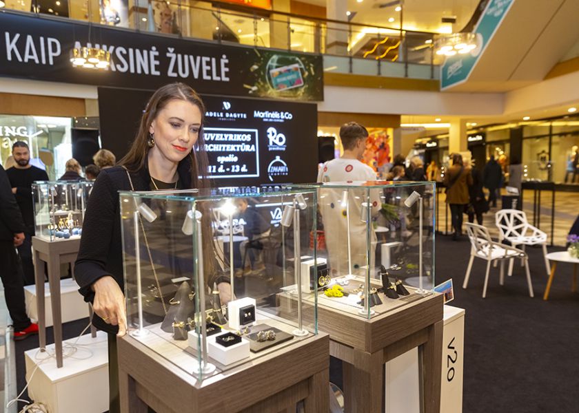 Juvelyrikos gerbėjai neturėtų praleisti: 11 garsių kūrėjų savaitgalį sostinėje pristatys savo darbus