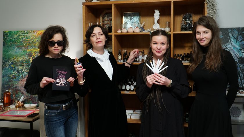 Gundymai žiūrovų juslėms: kaip kvepia spektaklis „Pavojingi ryšiai“?