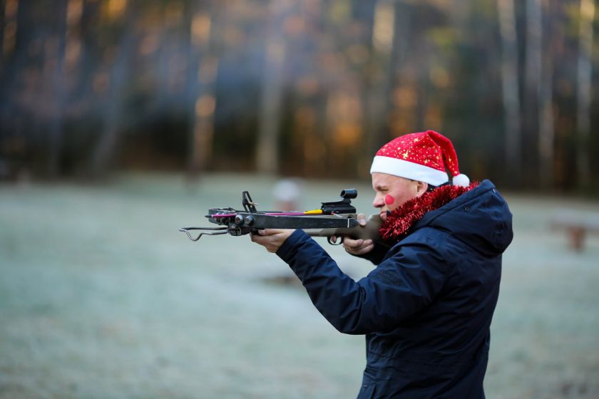 „Kalėdiniame ralyje“ – briedžiai, fėjos, nykštukai ir spalvingi automobiliai
