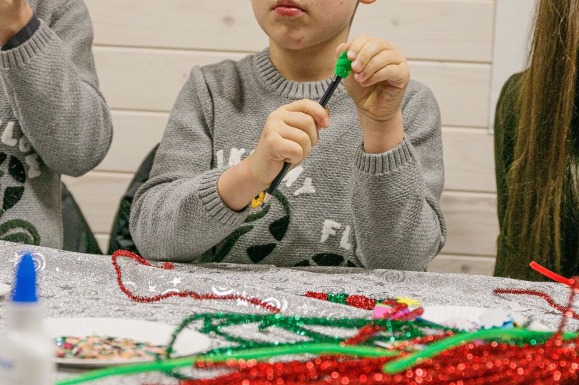 Kauno Kalėdų miestelis lankytojus stebina užsiėmimų gausa – įdomios edukacijos vyksta kasdien
