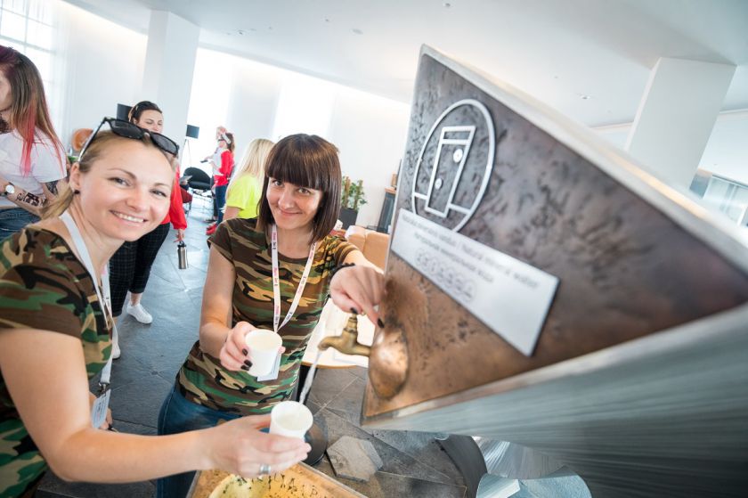 Kaip „prisijaukinti“ įprotį gerti vandenį: trijų „n“ taisyklė