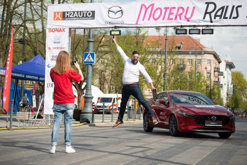 „Moterų ralio“ renginį atidarys saugiausias metų automobilis
