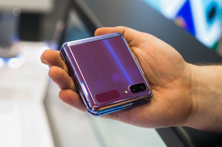 Sulenkiamas „Galaxy Z Flip“ – ką jis turi tokio, ko neturi tradiciniai išmanieji?