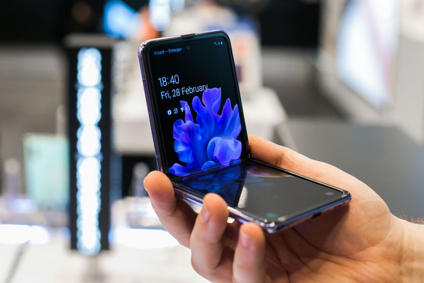 Sulenkiamas „Galaxy Z Flip“ – ką jis turi tokio, ko neturi tradiciniai išmanieji?