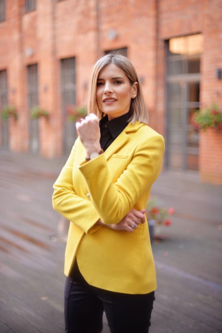 Vasaros stiliaus paieškos: ką rengtis susiruošus į ofisą?