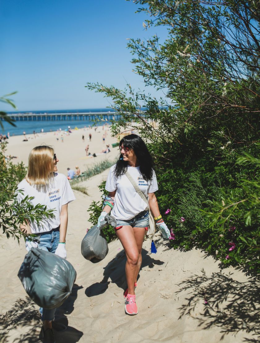 Už pajūryje surinktas šiukšles išdalinta 15 tūkst. porcijų ledų: biologas įvardijo pagrindines Baltijos jūros taršos priežastis