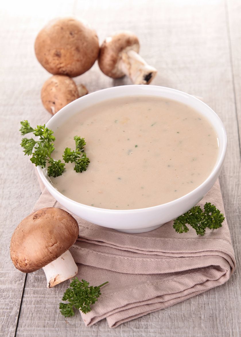 Nuo klasikinės prancūziškos iki aštrios meksikietiškos: trys sriubų receptai