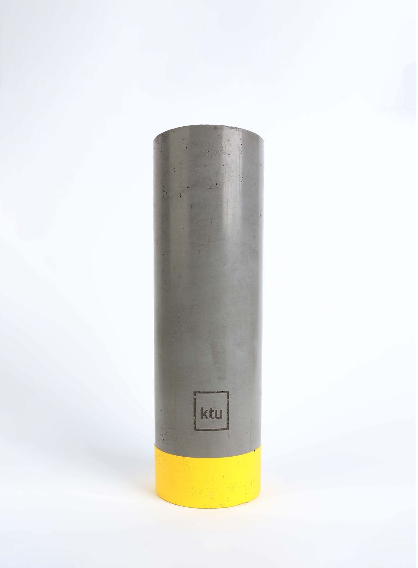 KTU pristatė mokslo įkvėptus suvenyrus: „amžina“ vaza, NASA naudojami užkandžiai ir kaukės su vario filtru