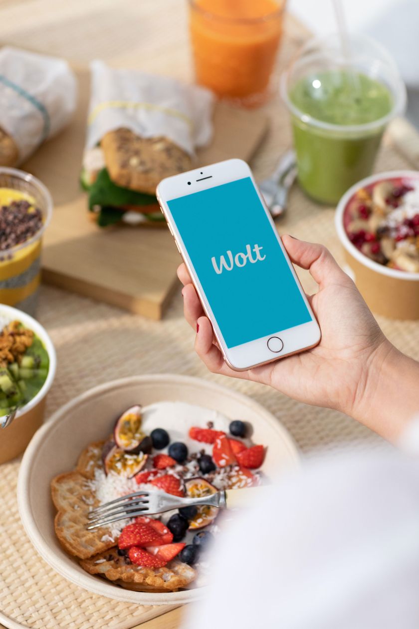 „Wolt“ pristato tai, ko klientai ilgai prašė: geriausių restoranų sąrašas