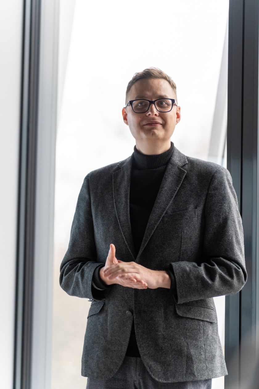 
Pirmoji klasė išmaniai: kaip pasirūpinti atžalų saugumu internete jiems gavus pirmąjį išmanųjį įrenginį?                