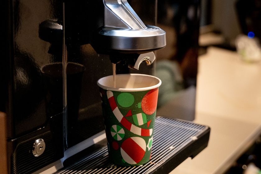 
„Narvesen“ plėtra: metai užbaigiami nauja parduotuve ypatingoje Vilniaus vietoje                