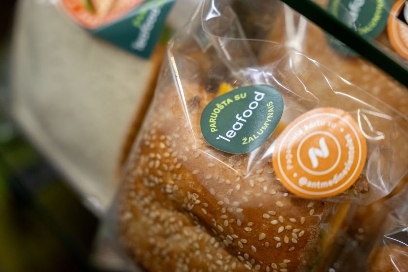 
„Narvesen“ plėtra: metai užbaigiami nauja parduotuve ypatingoje Vilniaus vietoje                