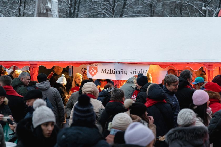 
„Maltiečių sriuba” kviečia prie Vilniaus eglutės į gerumo sriubų šventę                