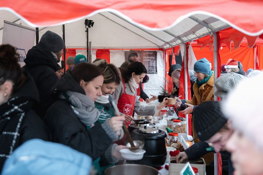 
„Maltiečių sriuba” kviečia prie Vilniaus eglutės į gerumo sriubų šventę                