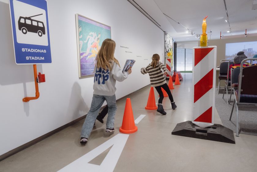 
Pasaulio pažinimas – per laisvą žaidimą: kaip tai padeda mokytis?                