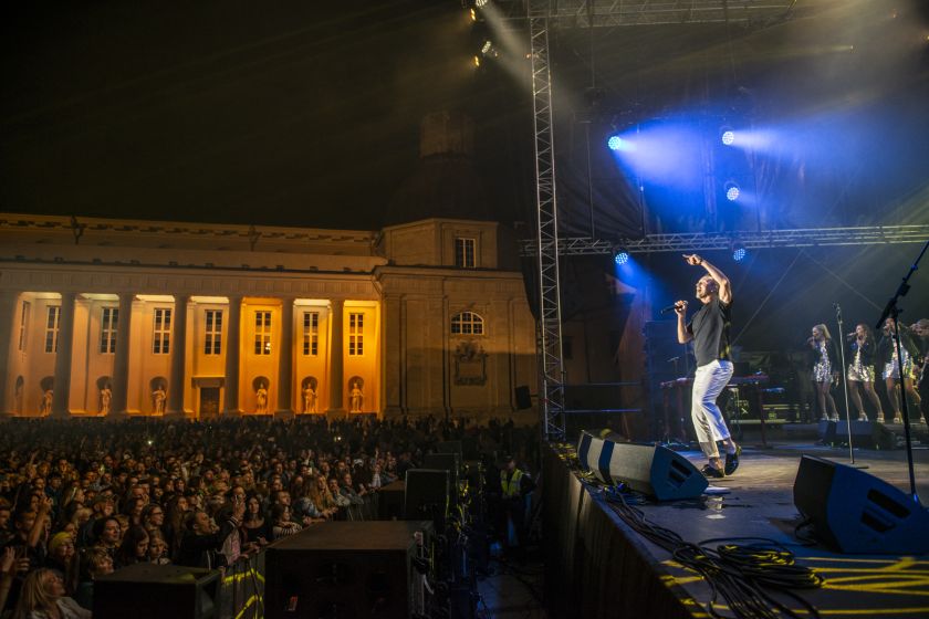 
Pirmoji žinia apie šiemetines „Sostinės dienas“ – su kokiomis žvaigždėmis palydėsime vasarą didžiausiame Vilniaus miesto festivalyje?                