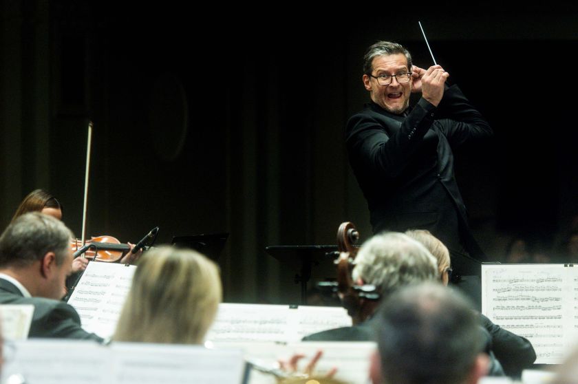 
Nacionalinė filharmonija pradeda 84-ąjį sezoną ir tiesia bendrystės tiltus                