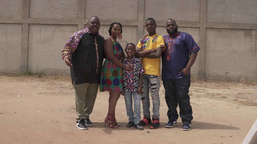 
Nesurežisuotos afroamerikiečių istorijos persikrausčius į Afriką – naujoje „discovery+“ laidoje                