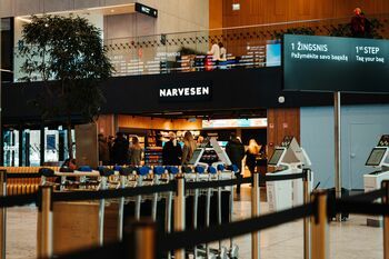 Dar vienas naujakurys – naujajame Vilniaus oro uosto terminale atidaryta „Narvesen“ parduotuvė