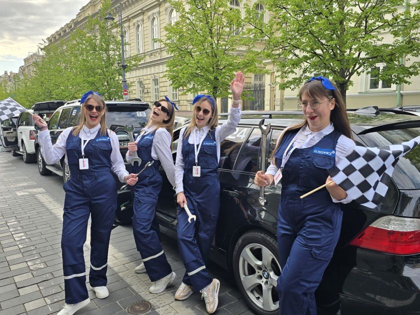 Lietuvoje jau vienuoliktą kartą vyksta „Moterų ralis“