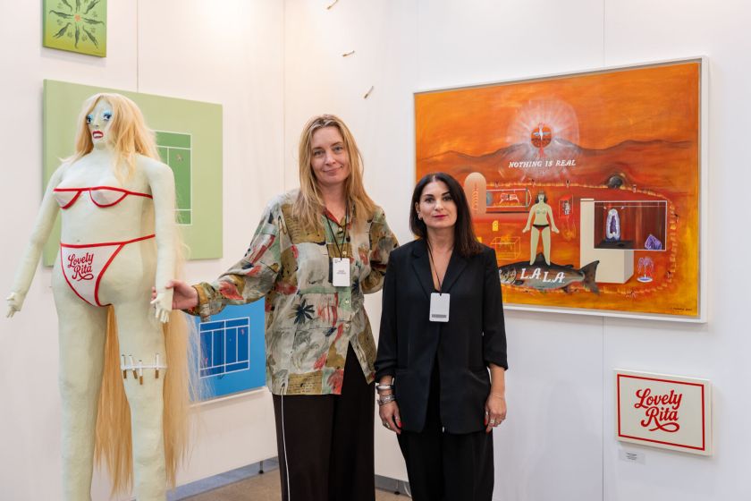 Premijomis apdovanoti šiuolaikinio meno mugės „ArtVilnius’25“ geriausiej