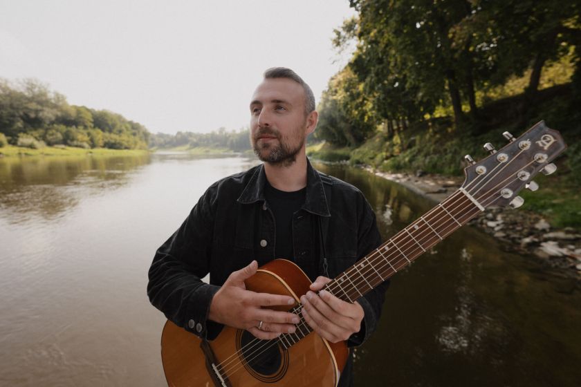 „Live on Water“ pristato autentiškąjį Kazimierą Likšą: „Nesumeluota aplinka leidžia išgirsti save patį“