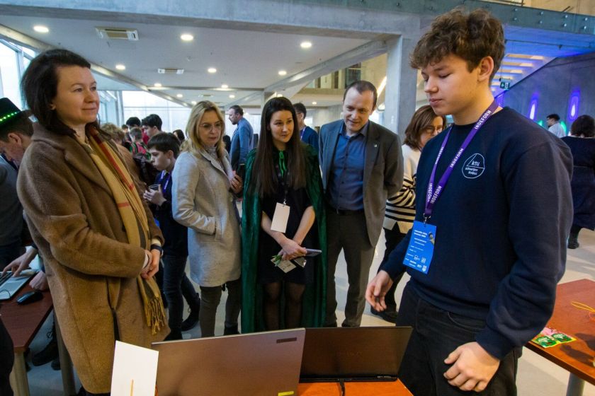 KTU „Informiko žinių forumas“: kur mokiniai pamato, kiek daug sugeba