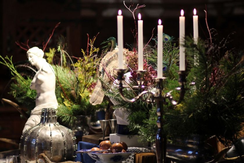 Kalėdinė Rokiškio dvaro magija: nuo senovinio automobilio iki šedevrų iš Vatikano